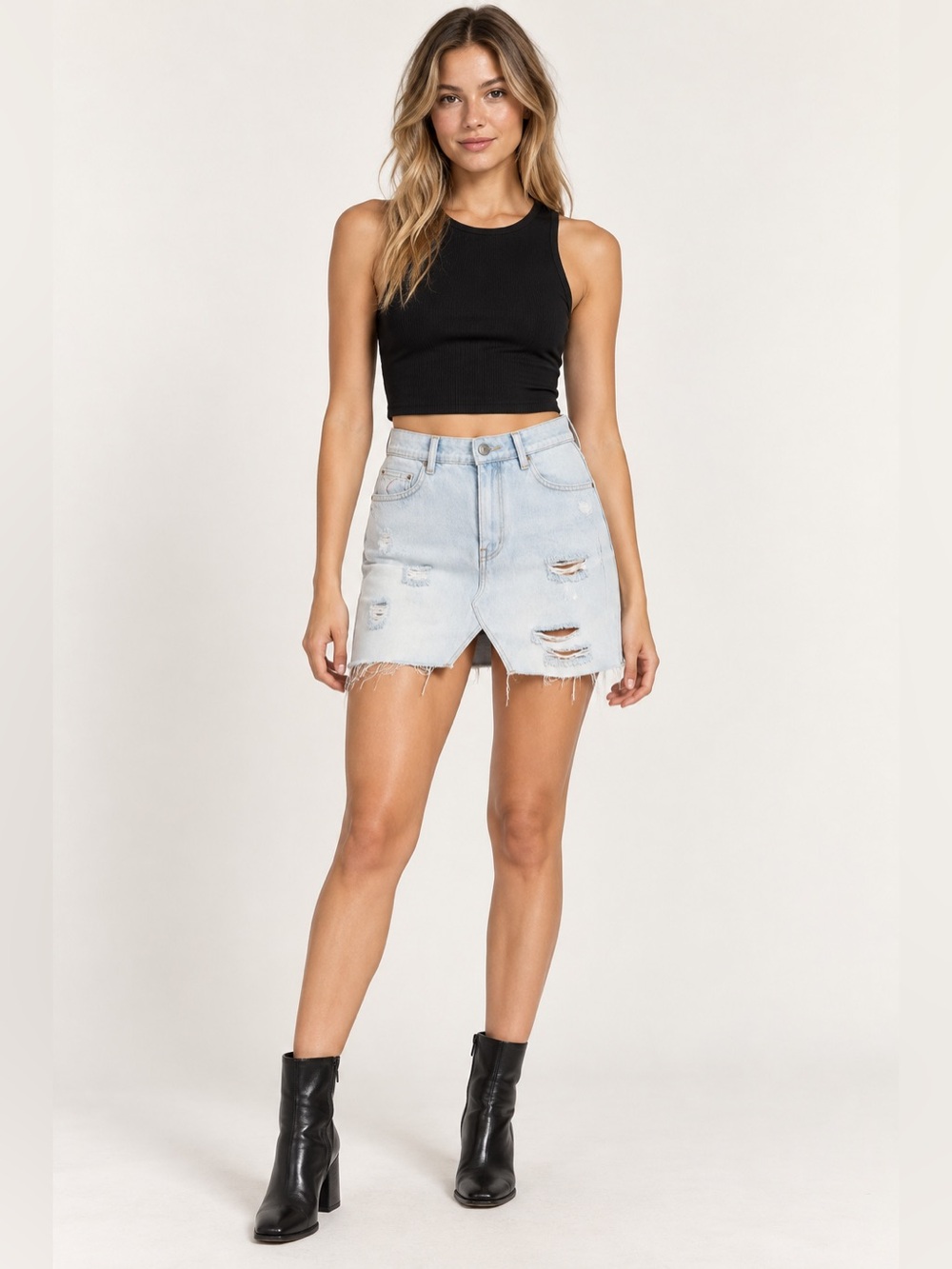NWT Zara Trafaluc Distressed Light Wash Denim Mini Skirt Size S 26